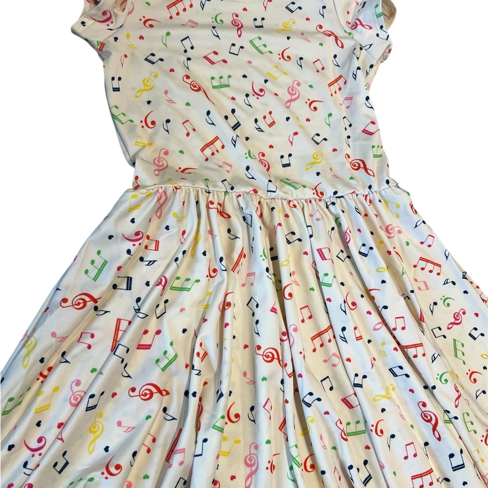 NWT DotDotSmile Casual classic style size 7 super cute dress.